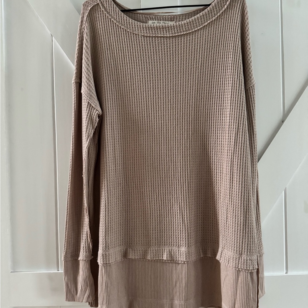 Free People Waffle Knit Sand Beige Long Sleeve Oversized Top - Size Medium - Picture 2 of 6